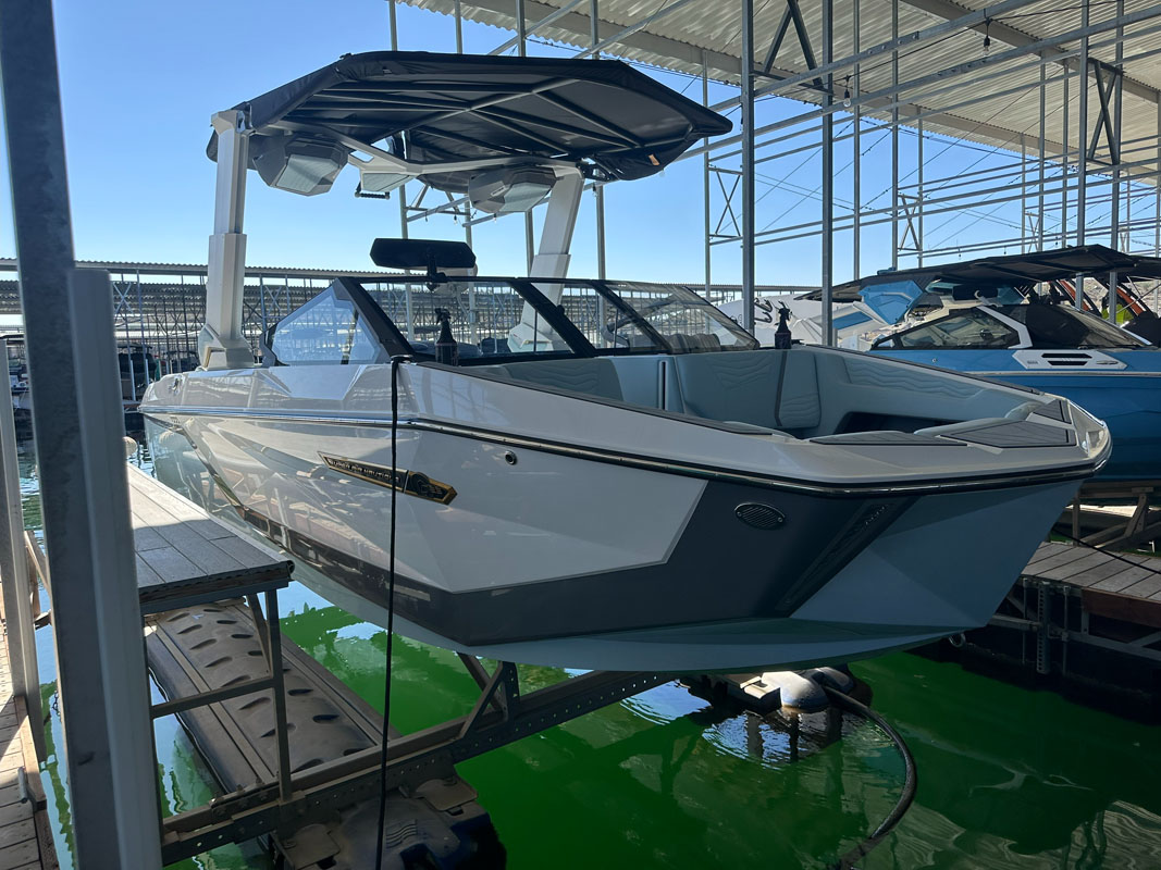 mobile boat detail at marina